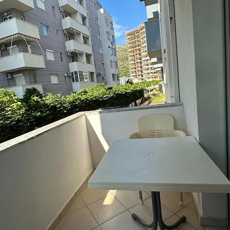 Lejdon Apartments Shengjin *