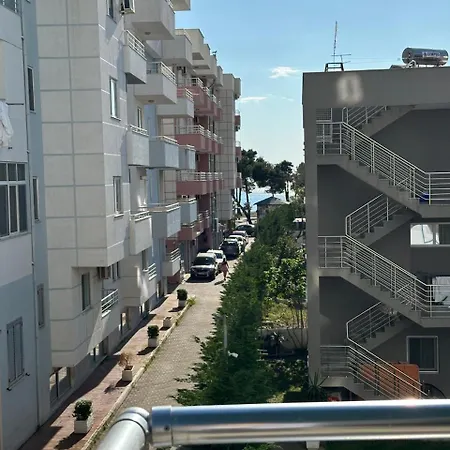 Lejdon Daily Apartmán Shëngjin